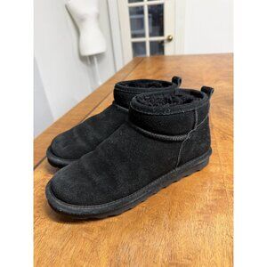BearPaw Women’s 8 Shorty Black Genuine Suede Winter Boots Wool Shearling